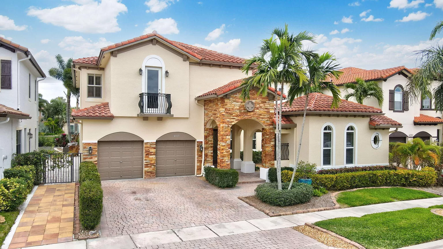 Luxurious Victoria model (3-4 BR, 3 BA) near Delray's Atlantic Ave.